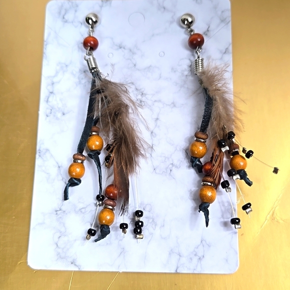 Vintage Feather and Bead Dangle Earrings - Picture 10 of 17